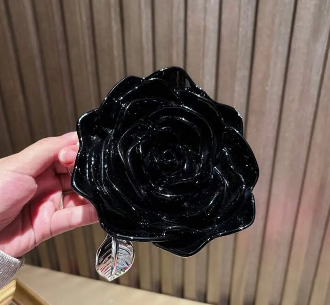 3D Rose Clutch
