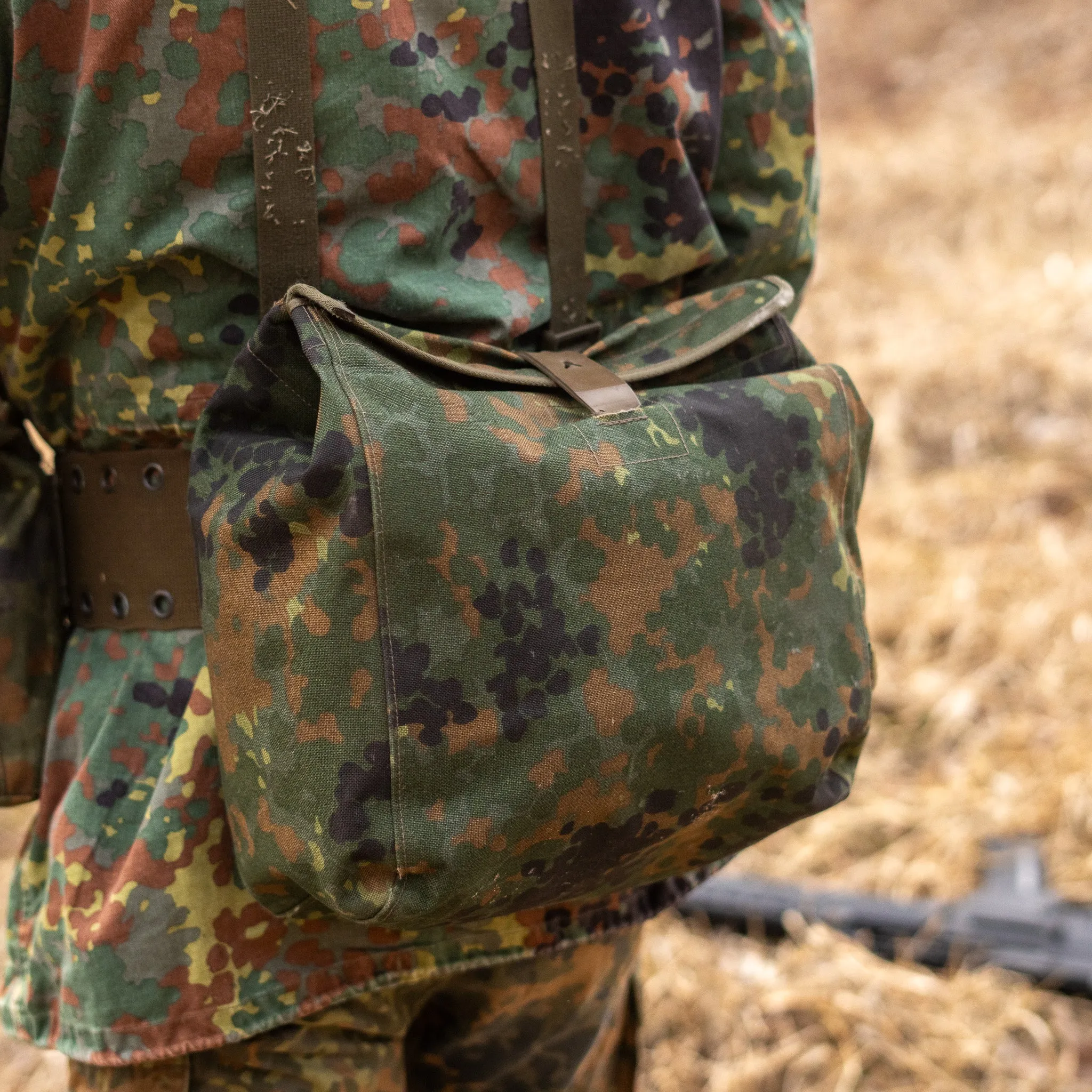 Issued Bundeswehr Lochkoppel LARP Bundle