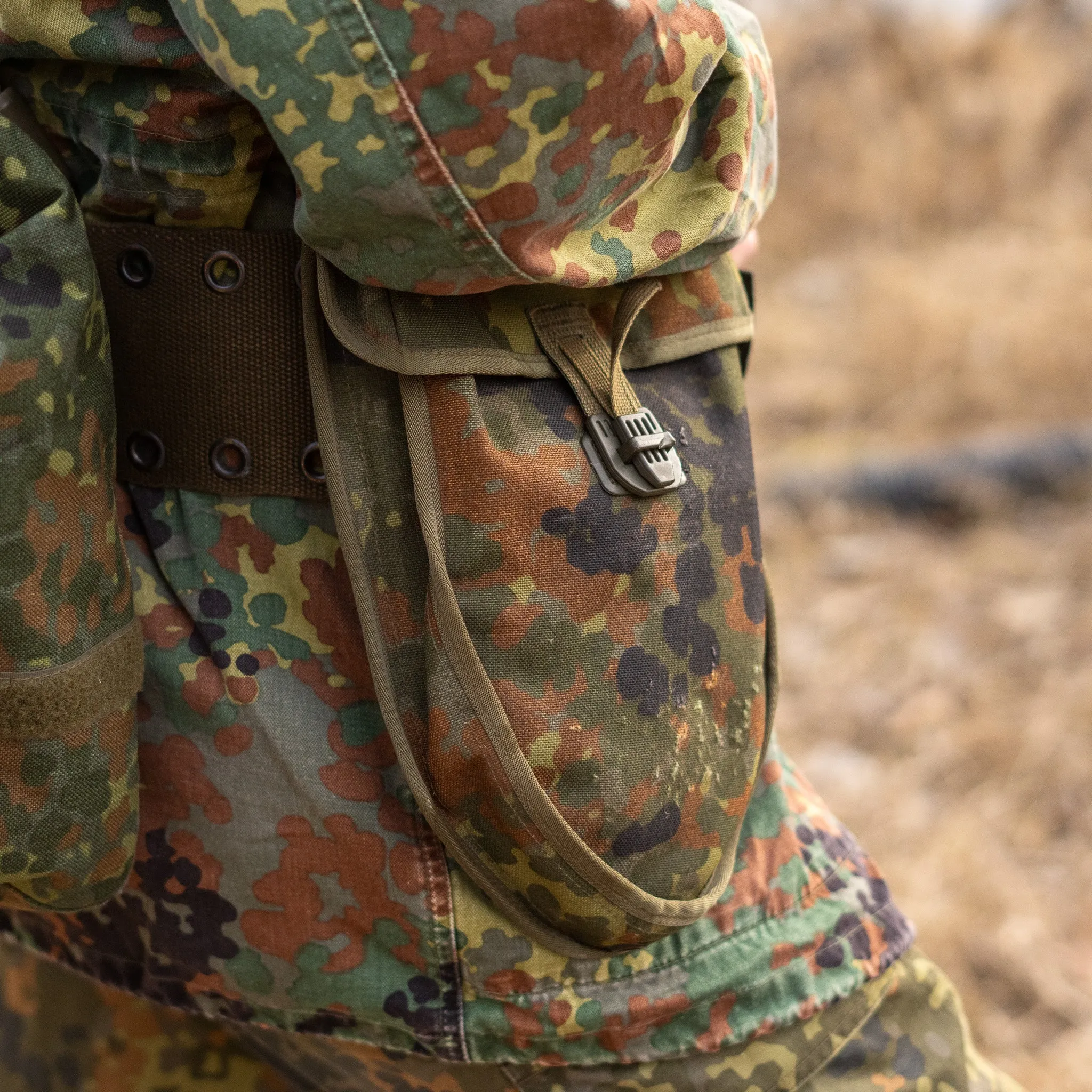Issued Bundeswehr Lochkoppel LARP Bundle