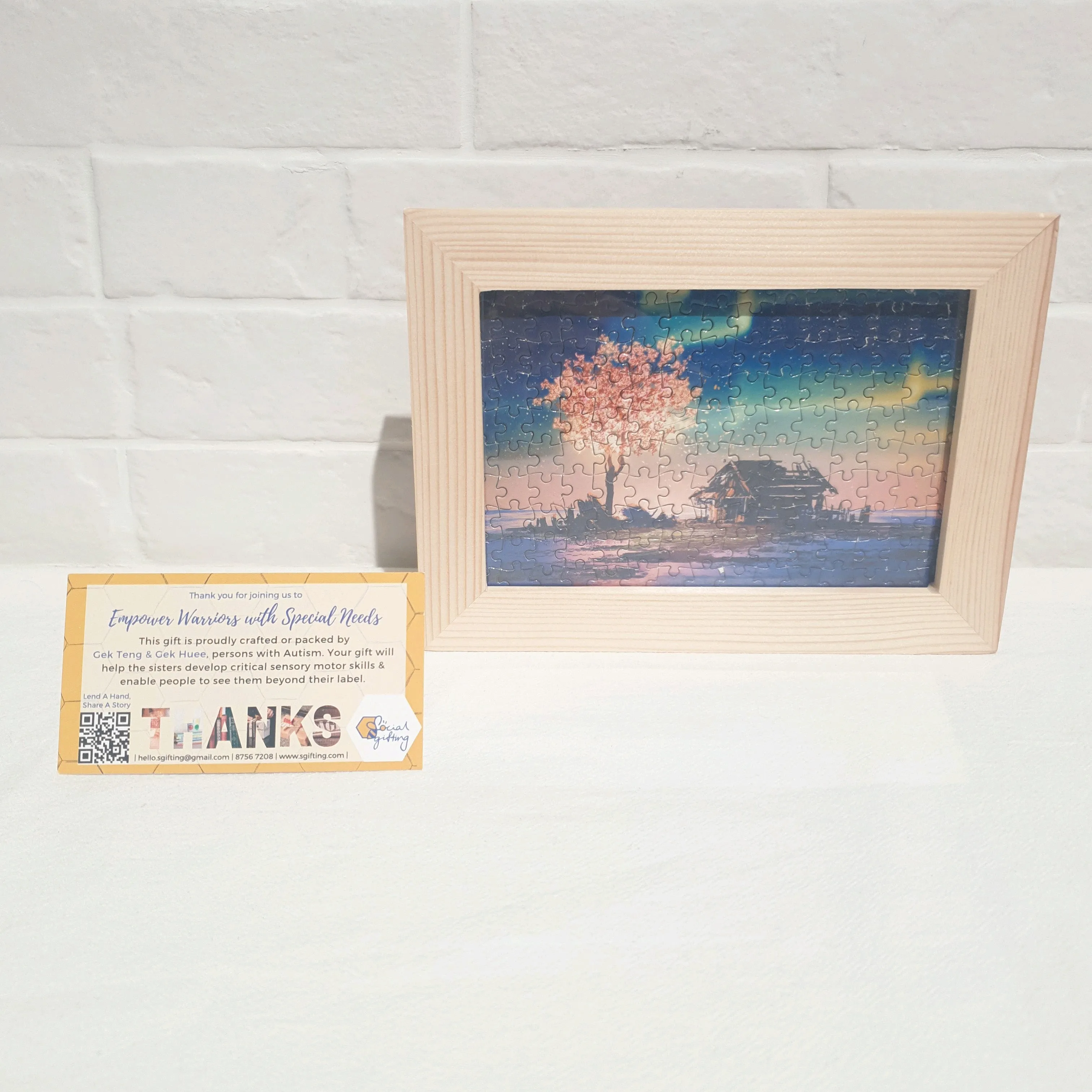 Jigsaw with Wooden Frame
